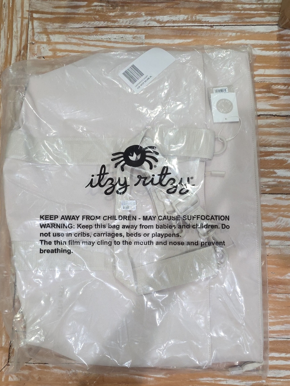 NWT Itzy Ritzy Belong All-in-Tote Weekender Bag Cream Baby Bag - Picture 6 of 9